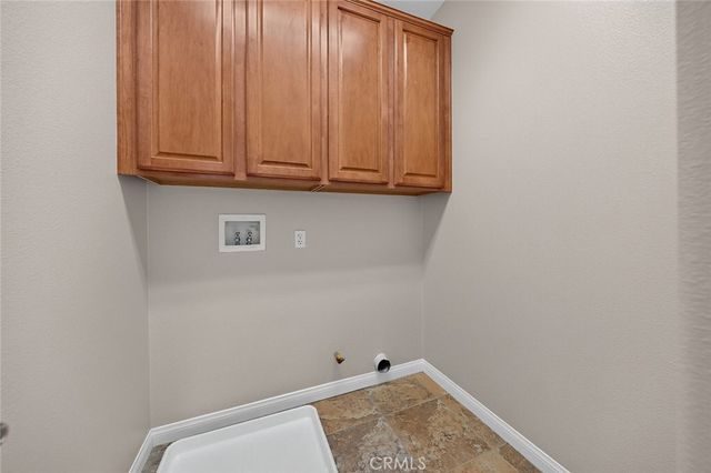 6043 Blossom Place, Rancho Cucamonga, CA 91739