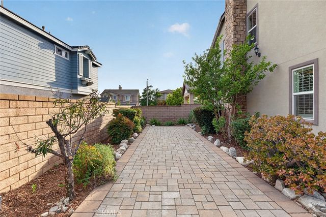 6043 Blossom Place, Rancho Cucamonga, CA 91739