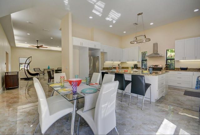 3855 NW 5th Avenue, Boca Raton, FL 33431