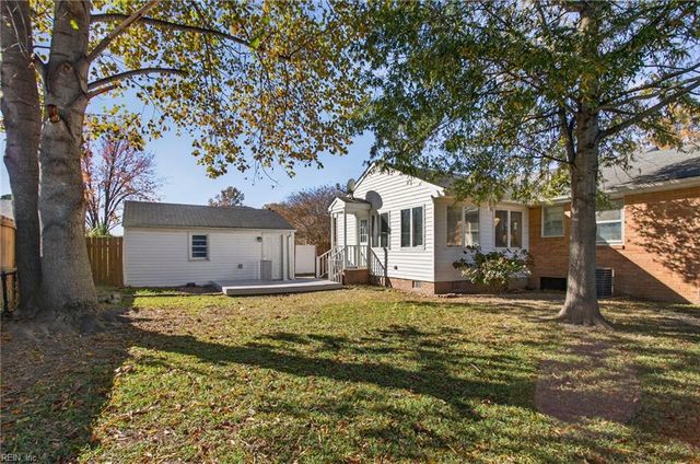 1123 Woodland Terrace DR, Chesapeake, VA 23323