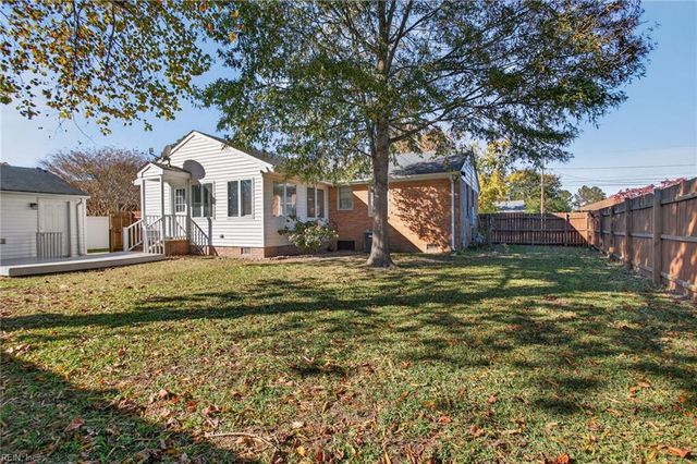 1123 Woodland Terrace DR, Chesapeake, VA 23323