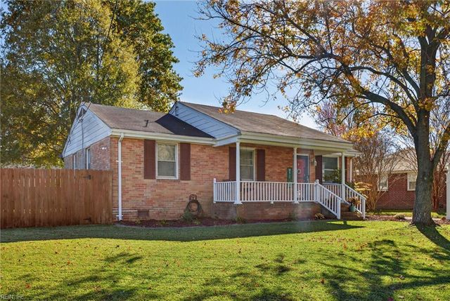 1123 Woodland Terrace DR, Chesapeake, VA 23323