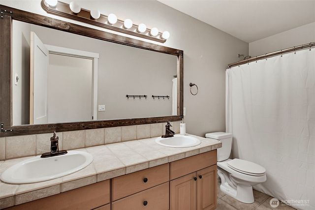7310 223rd Avenue Ct E, Buckley, WA 98321