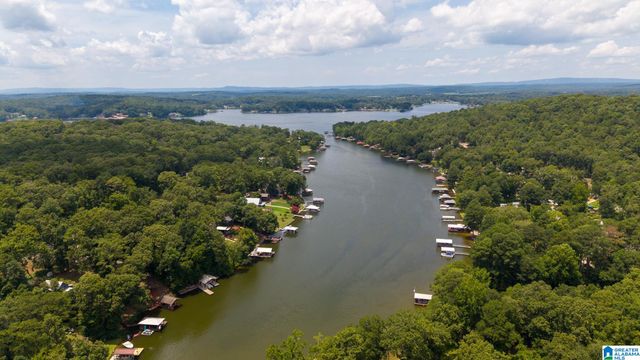 140 S LAKE SHORE DRIVE, Talladega, AL 35160