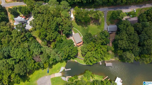 140 S LAKE SHORE DRIVE, Talladega, AL 35160
