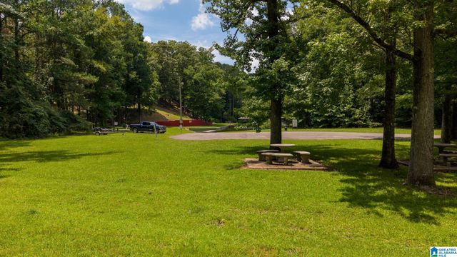 140 S LAKE SHORE DRIVE, Talladega, AL 35160