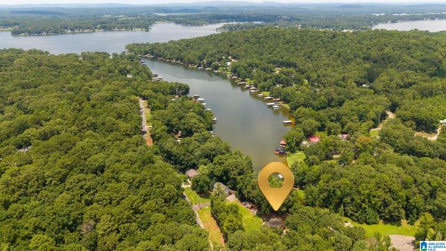 140 S LAKE SHORE DRIVE, Talladega, AL 35160