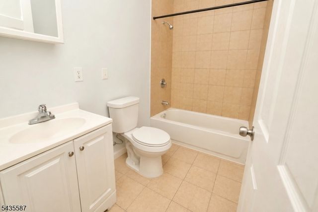395 S 15Th St, Newark City, NJ 07103