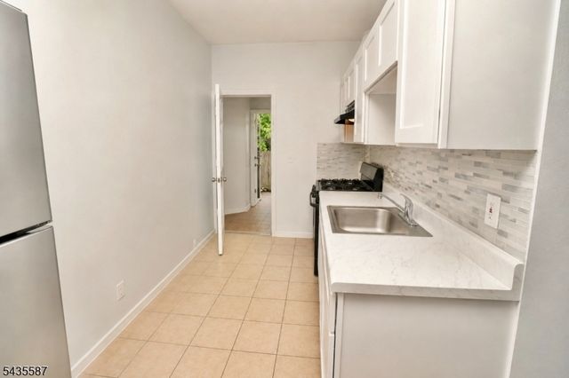 395 S 15Th St, Newark City, NJ 07103