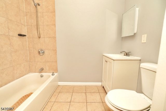 395 S 15Th St, Newark City, NJ 07103