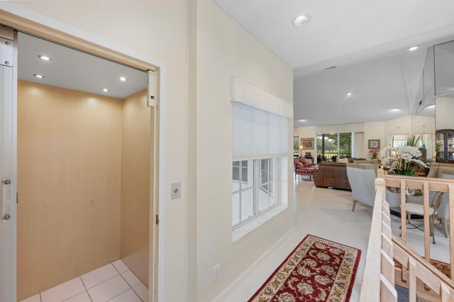 11602 Briarwood Circle 4, Boynton Beach, FL 33437