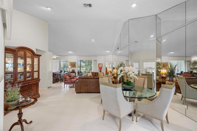 11602 Briarwood Circle 4, Boynton Beach, FL 33437
