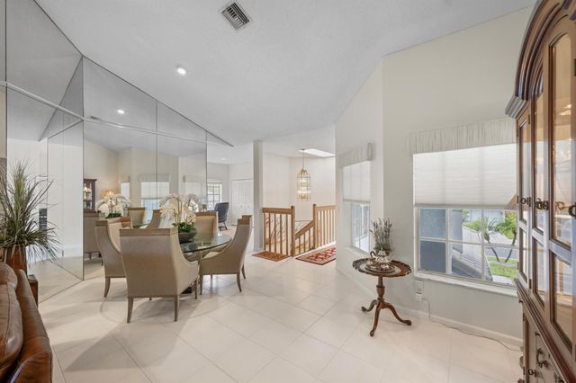 11602 Briarwood Circle 4, Boynton Beach, FL 33437