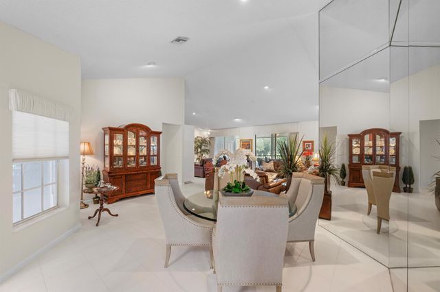 11602 Briarwood Circle 4, Boynton Beach, FL 33437