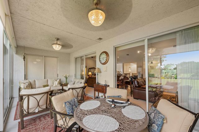 11602 Briarwood Circle 4, Boynton Beach, FL 33437