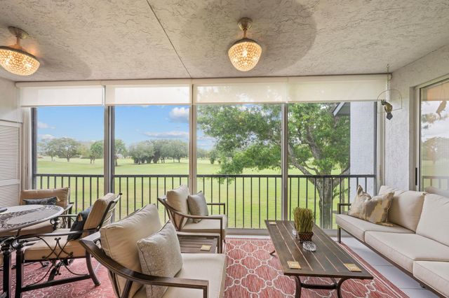 11602 Briarwood Circle 4, Boynton Beach, FL 33437