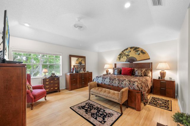 11602 Briarwood Circle 4, Boynton Beach, FL 33437