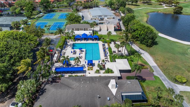 11602 Briarwood Circle 4, Boynton Beach, FL 33437