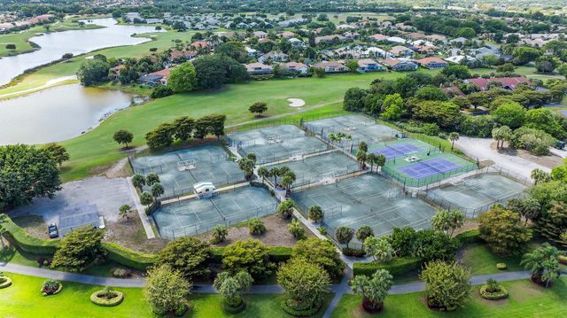 11602 Briarwood Circle 4, Boynton Beach, FL 33437
