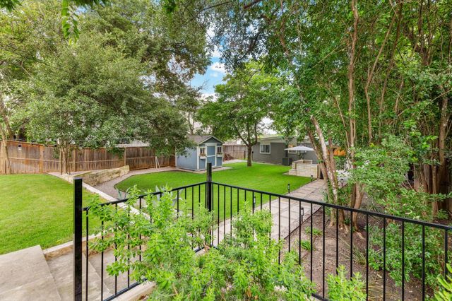 2309 Newfield LN, Austin, TX 78703