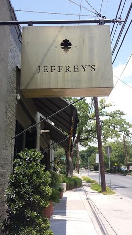 2309 Newfield LN, Austin, TX 78703