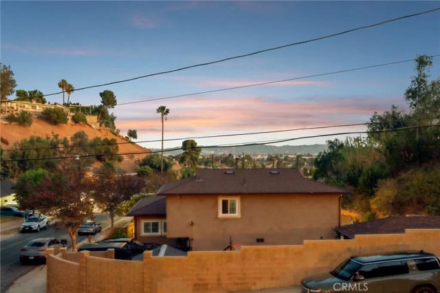 8504 Outland View Drive, Sun Valley, CA 91352