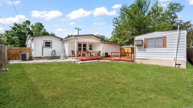 359 PILGRIM DR, San Antonio, TX 78213