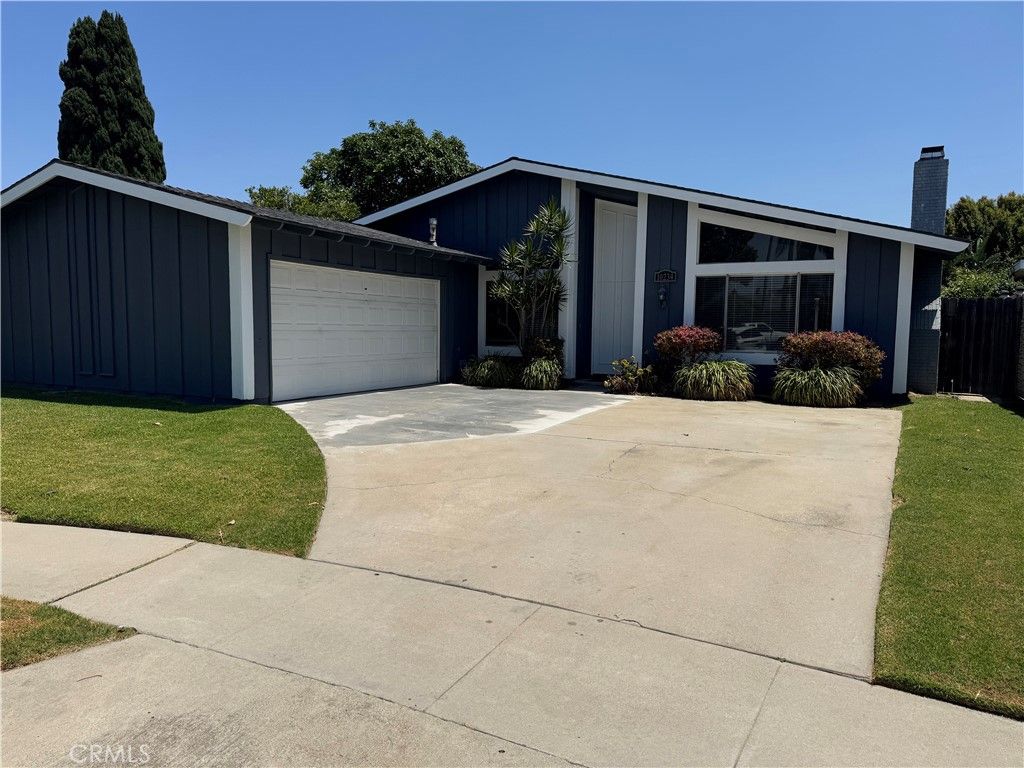 10234 Janaca Circle, Fountain Valley, CA 92708