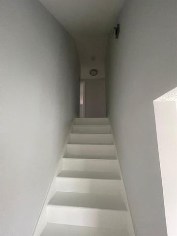421 Kirk Road, Palm Springs, FL 33461