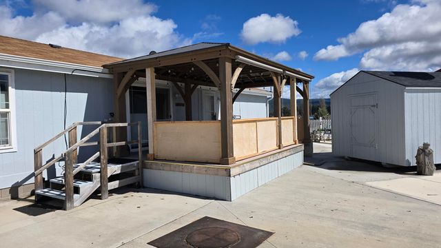 32315 Modoc Point Road, Chiloquin, OR 97624