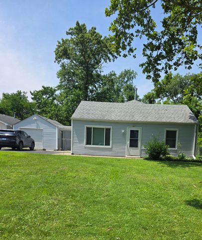 58 Deerpath Road, Merrillville, IN 46410