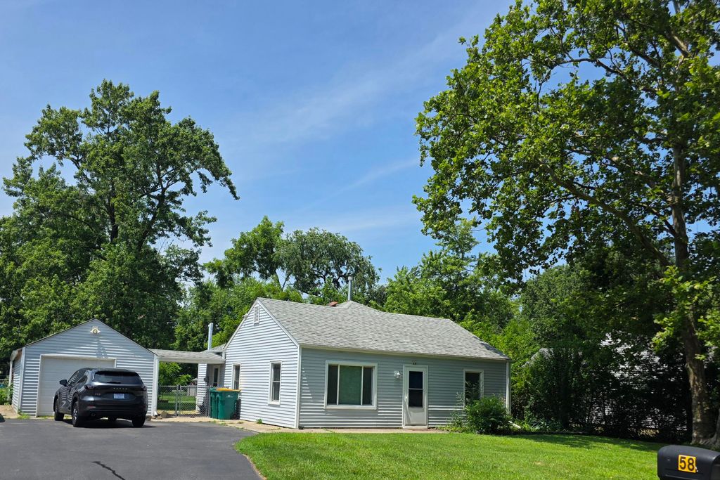 58 Deerpath Road, Merrillville, IN 46410