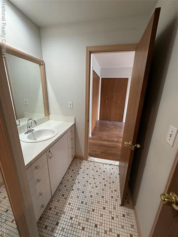 41803 Langley Drive, Sterling Heights, MI 48313