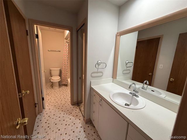 41803 Langley Drive, Sterling Heights, MI 48313