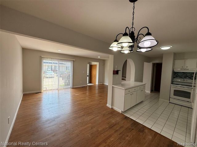 41803 Langley Drive, Sterling Heights, MI 48313