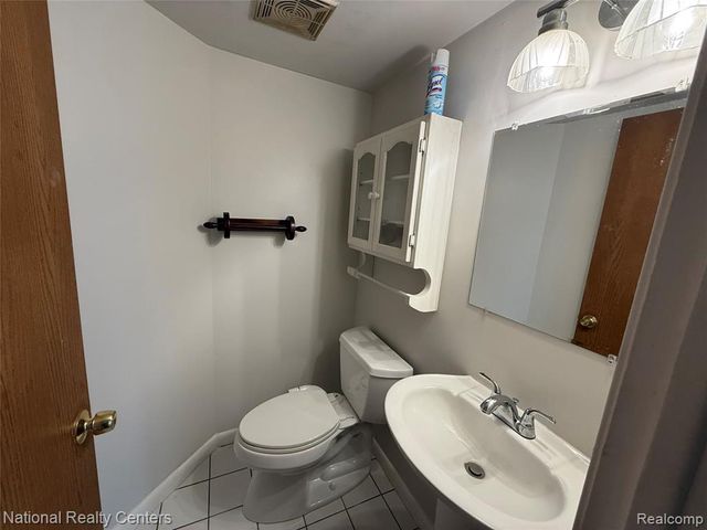 41803 Langley Drive, Sterling Heights, MI 48313