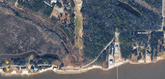 6113 Belle Fontaine Drive, Ocean Springs, MS 39564