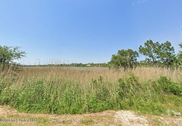 6113 Belle Fontaine Drive, Ocean Springs, MS 39564