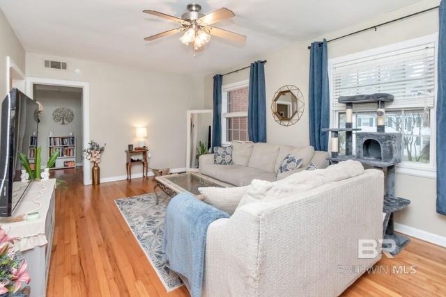 214 Upham Street 17c, Mobile, AL 36607