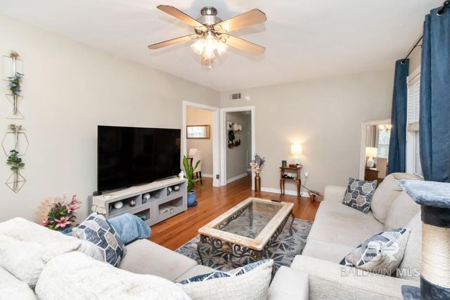 214 Upham Street 17c, Mobile, AL 36607