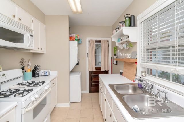 214 Upham Street 17c, Mobile, AL 36607