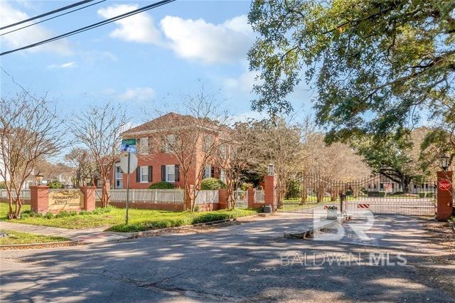 214 Upham Street 17c, Mobile, AL 36607