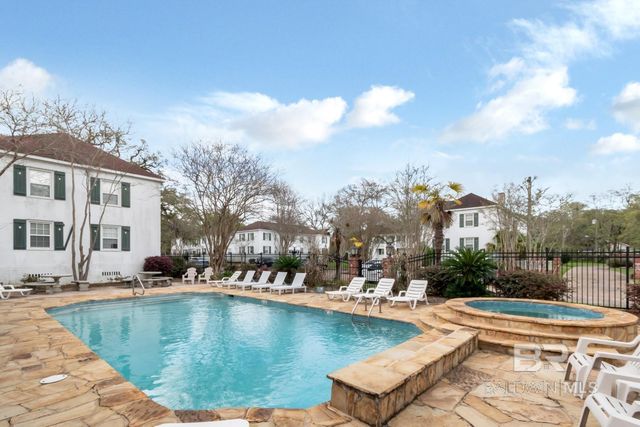 214 Upham Street 17c, Mobile, AL 36607