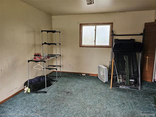 6733 Mayfair Road, Shelby Twp, MI 48317