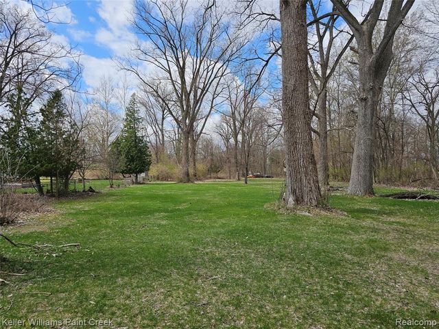 6733 Mayfair Road, Shelby Twp, MI 48317