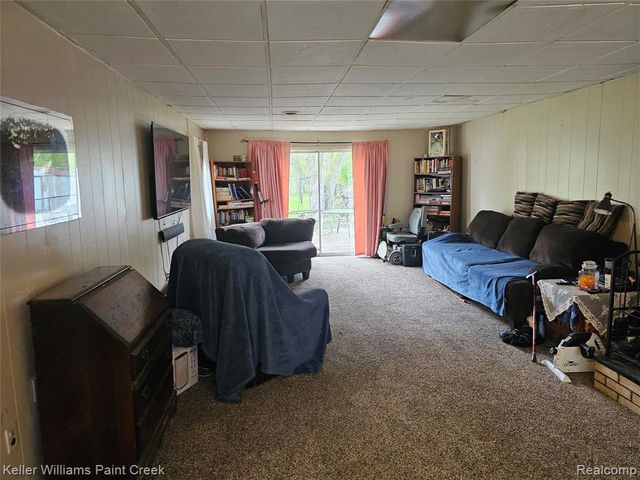 6733 Mayfair Road, Shelby Twp, MI 48317
