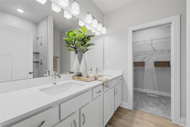 1458 S 91st Street, West Des Moines, IA 50266