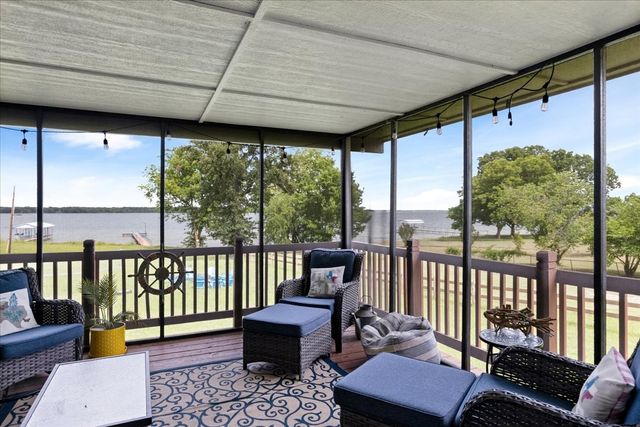 241 Rs County Road 1534, Point, TX 75472