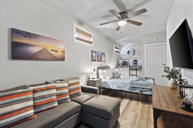 241 Rs County Road 1534, Point, TX 75472