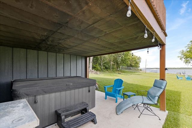 241 Rs County Road 1534, Point, TX 75472